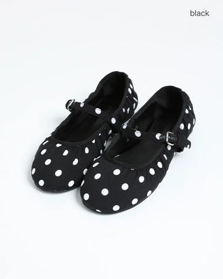 Polka dot strap flat shoes