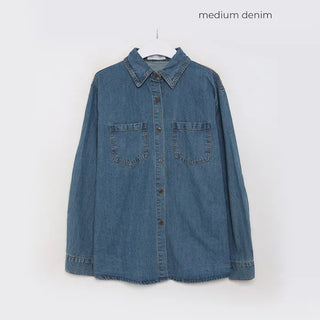 Patch pocket denim shirt