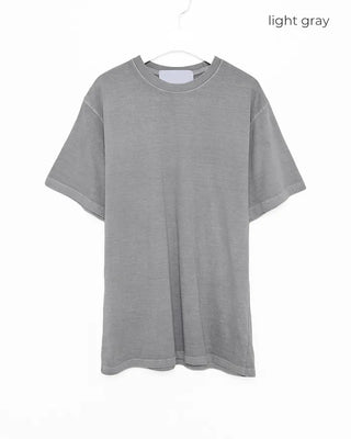 Simple loose half-length T-shirt