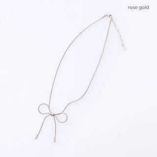 Ribbon necklace