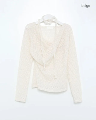 Drape neck lace T-shirt & scarf set