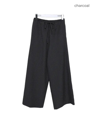 String stripe pants