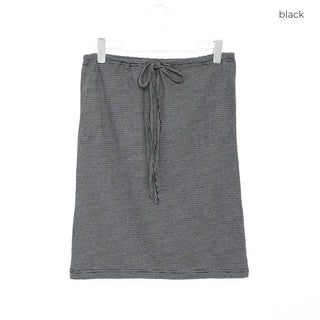 Bordered string midi skirt