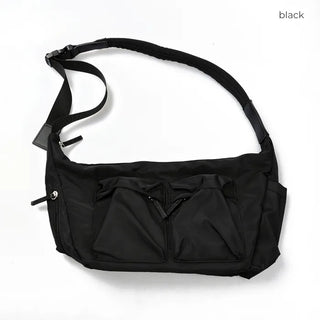 Pocket shoulder bag