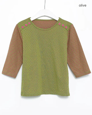 Side Button Point T-Shirt