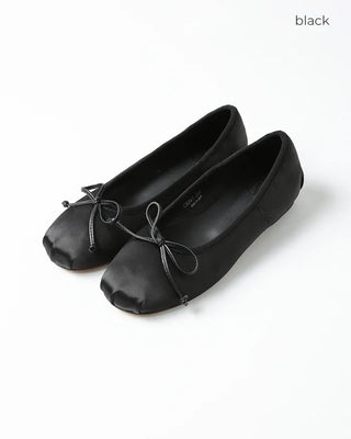 Ribbon flat shoes