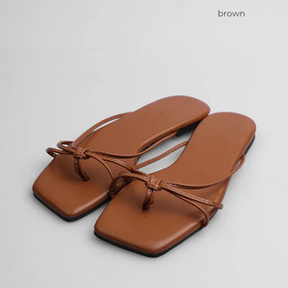 Flat thong sandals