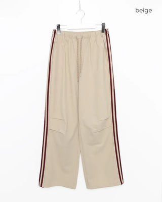 Line detail easy pants