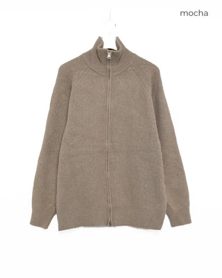Simple 2-way knit zip-up