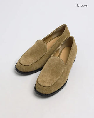 Round-toe slip-on loafers
