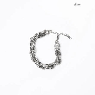 Hard chain bracelet