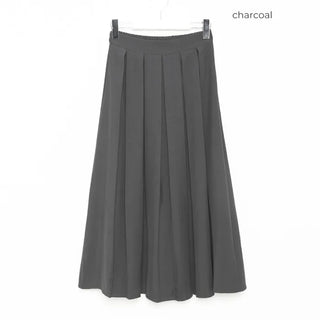 Pintuck pleated long skirt