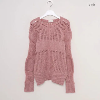 Loose-fitting punched knit