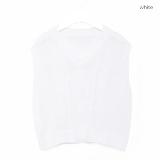 Twist knit sleeve top