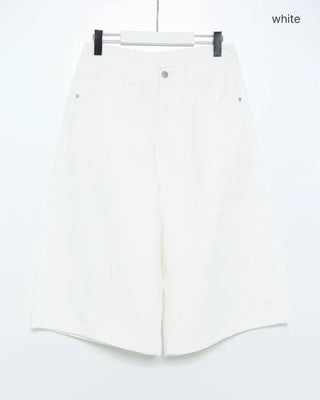Basic Bermuda shorts