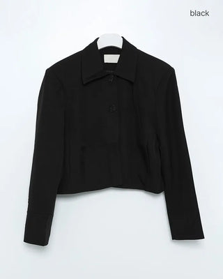 Cropped button jacket