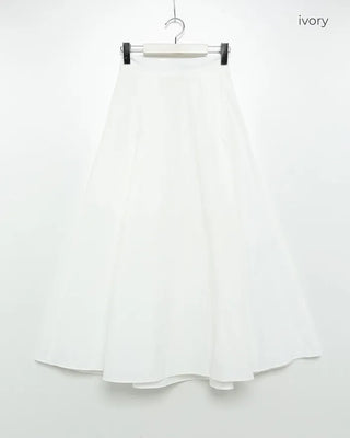 Two-pleated long skirt