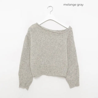 Unique off-shoulder wool knit