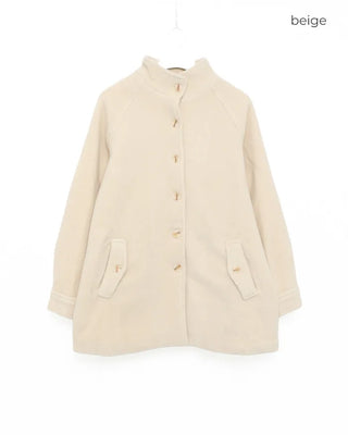 Back-slit half coat