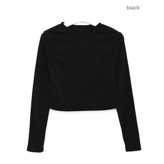 Basic long-sleeve cropped T-shirt