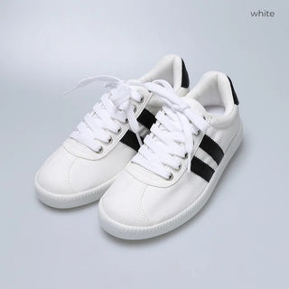 Basic sneakers