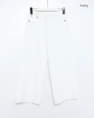 Low-rise capri pants