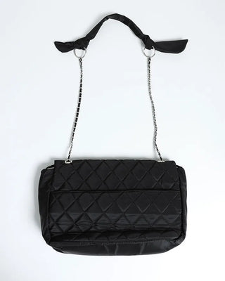 Quilted chain shoulder bag