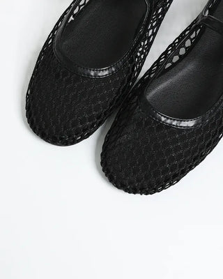 Mesh strap flat sandals