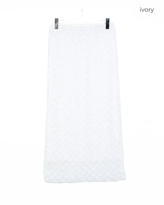 Embossed Banding Long Skirt
