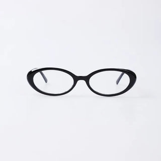 Black round glasses