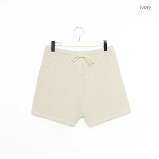 Knit shorts with elastic waistband
