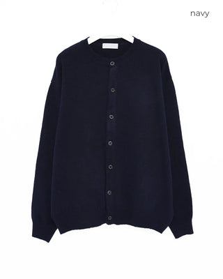 Basic round-button cardigan