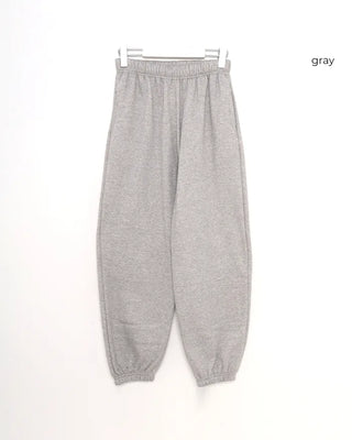 Loose-fit jogger pants