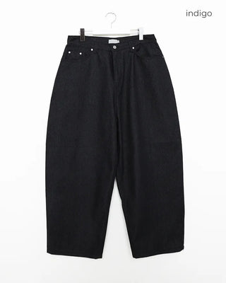 Big wide denim pants