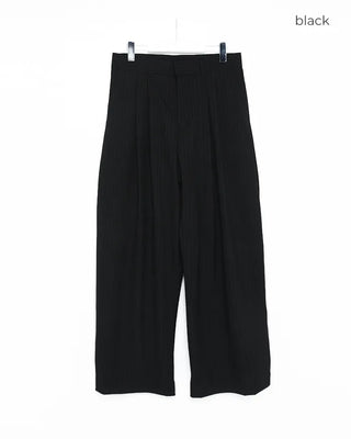 (Unisex) Pinstripe Two-Pleat Loose Slacks
