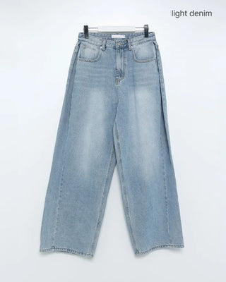 Side-out seam pleated denim pants