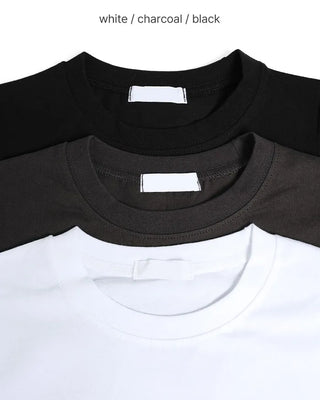 Simple basic short-sleeved shirt