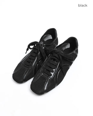 Mesh sneakers