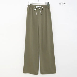 Wide sweatpants