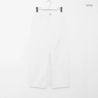 Front slit long skirt