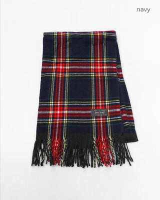 Checkered pattern muffler