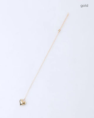 Heart pendant necklace