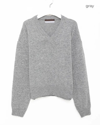 Lambswool V-neck knit