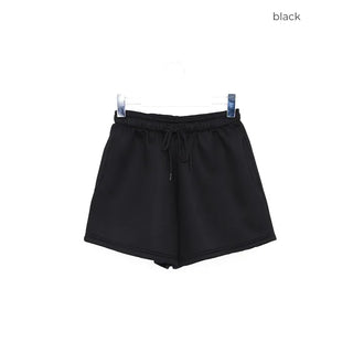 Shorts with drawstring waist