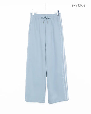 Lace-line sweatpants
