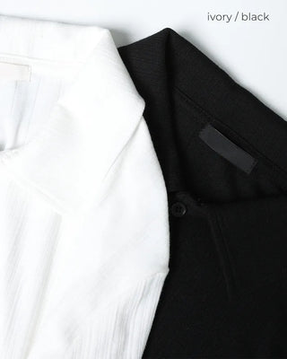 Button-collar neck T-shirt