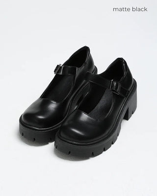 Buckle-type loafers