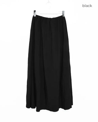 Elastic waist flared maxi skirt