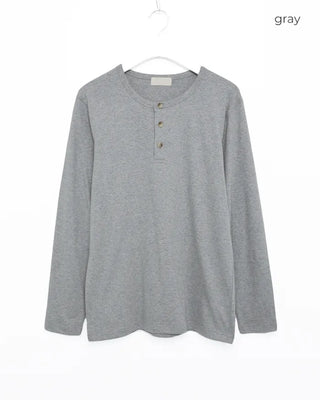Button-down Henley neck long-sleeved T-shirt