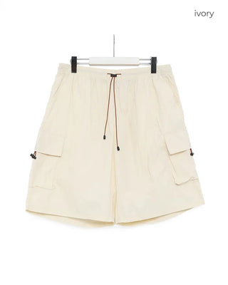 String cargo shorts
